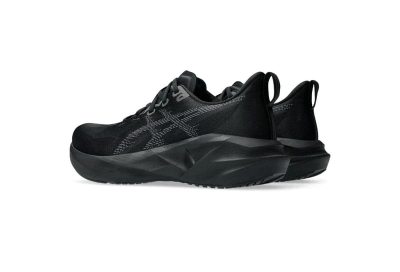 ASICS 3