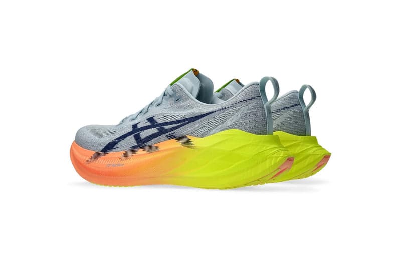 ASICS 3