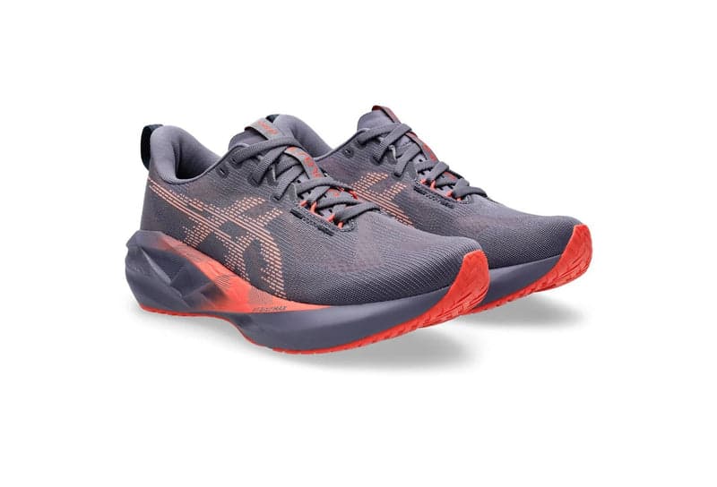 ASICS 3