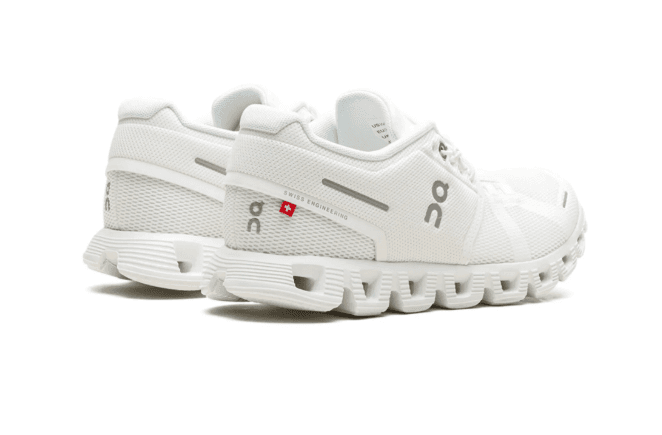 Cloud 5 | White 3