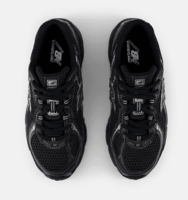 New Balance 740 Black 3