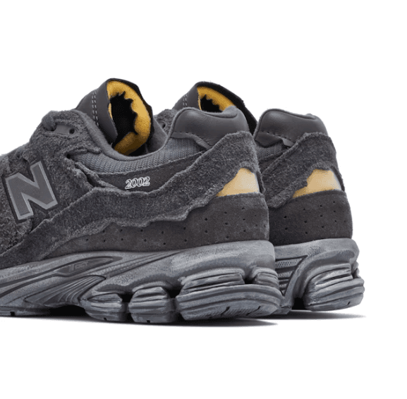 New Balance 2002R Protection Pack Phantom 2