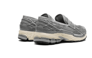 New Balance 1906L Silver Metallic 4