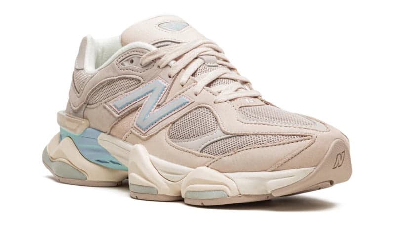 New Balance 9060 Sand / Sky Blue 2