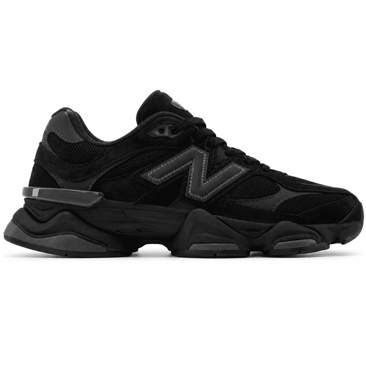 New Balance 9060 Triple Black 1
