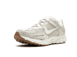 Nike Zoom Vomero 5 Light Bone 3