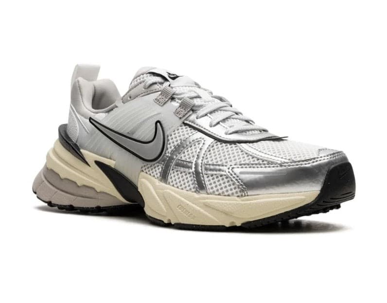 Nike V2K Run White Silver 2